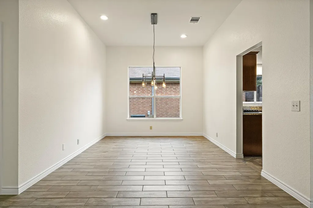 2422 Agarita Trail Round Rock TX 78665