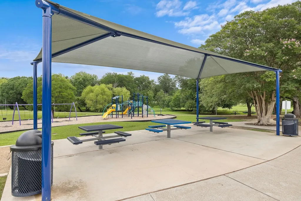 2422 Agarita Trail Round Rock TX 78665