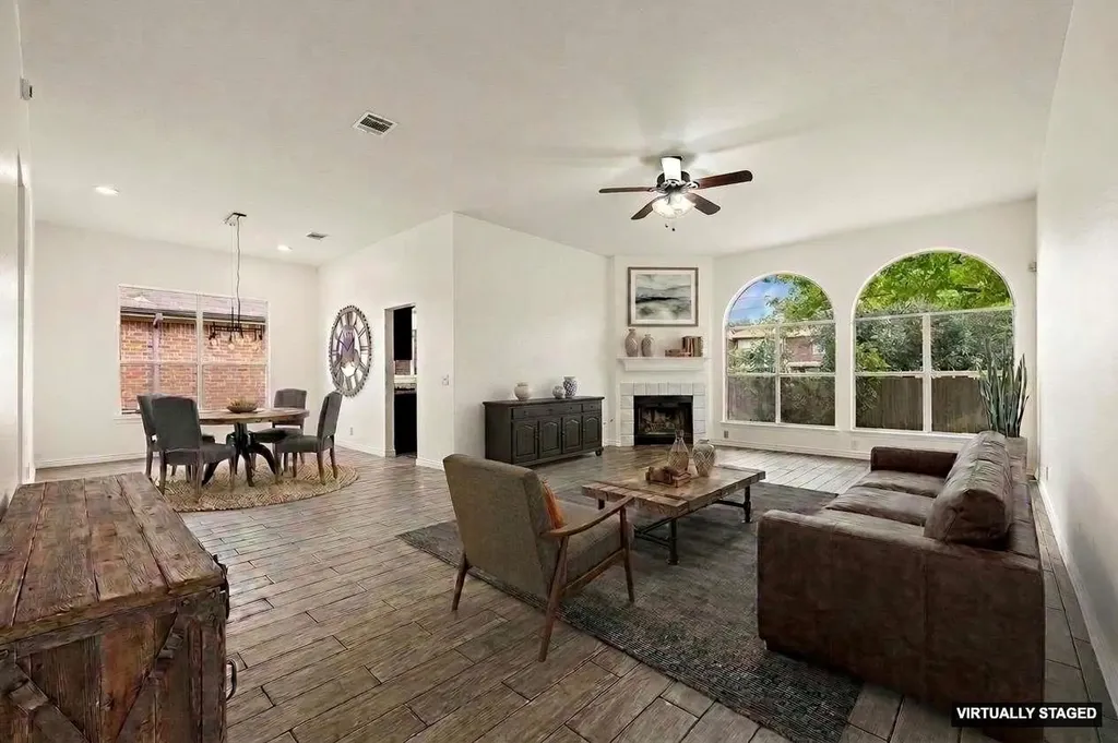 2422 Agarita Trail Round Rock TX 78665