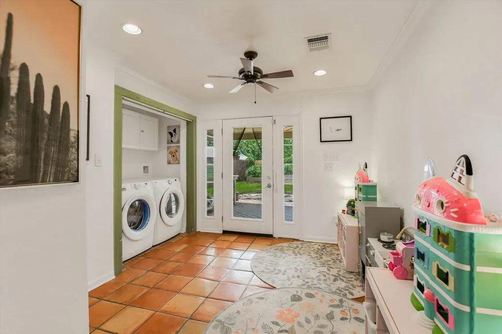 8917 Glenn Lane Austin TX 78753