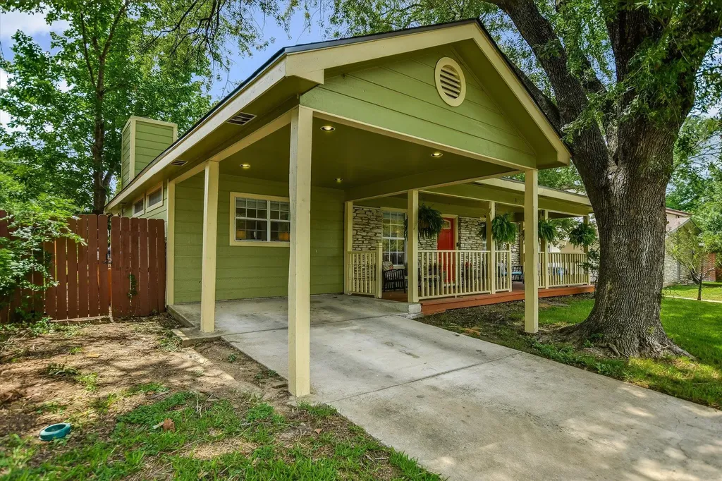 8917 Glenn Lane Austin TX 78753