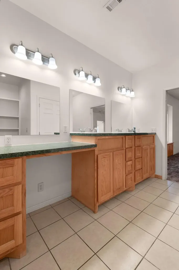 2207 Boxwood Circle Kingsland TX 78639