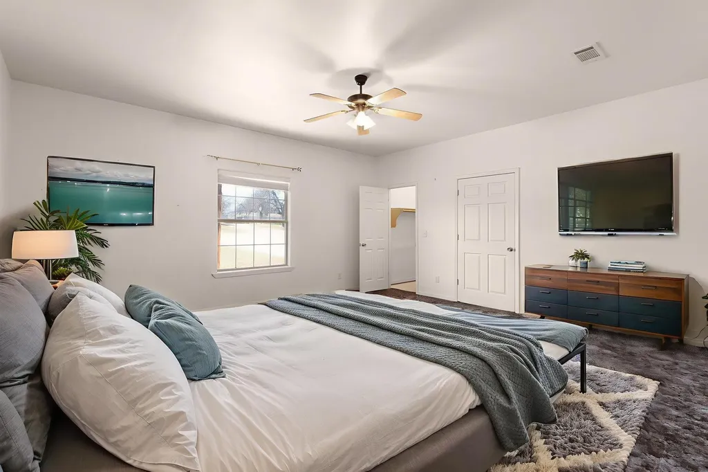 2207 Boxwood Circle Kingsland TX 78639