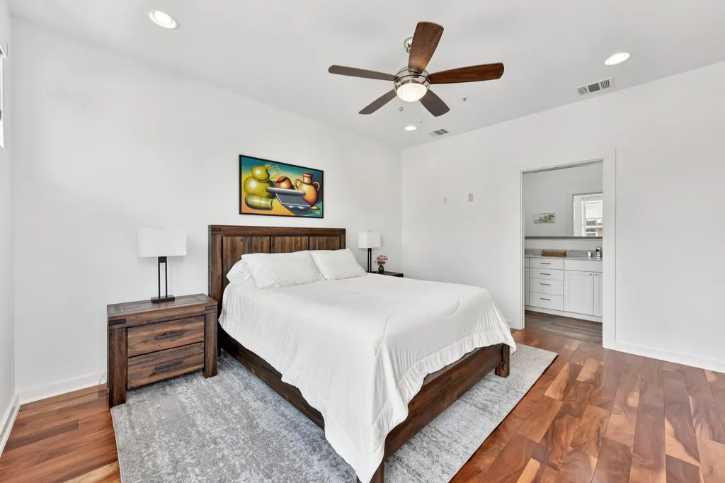 2300 S 5th Street Austin TX 78704