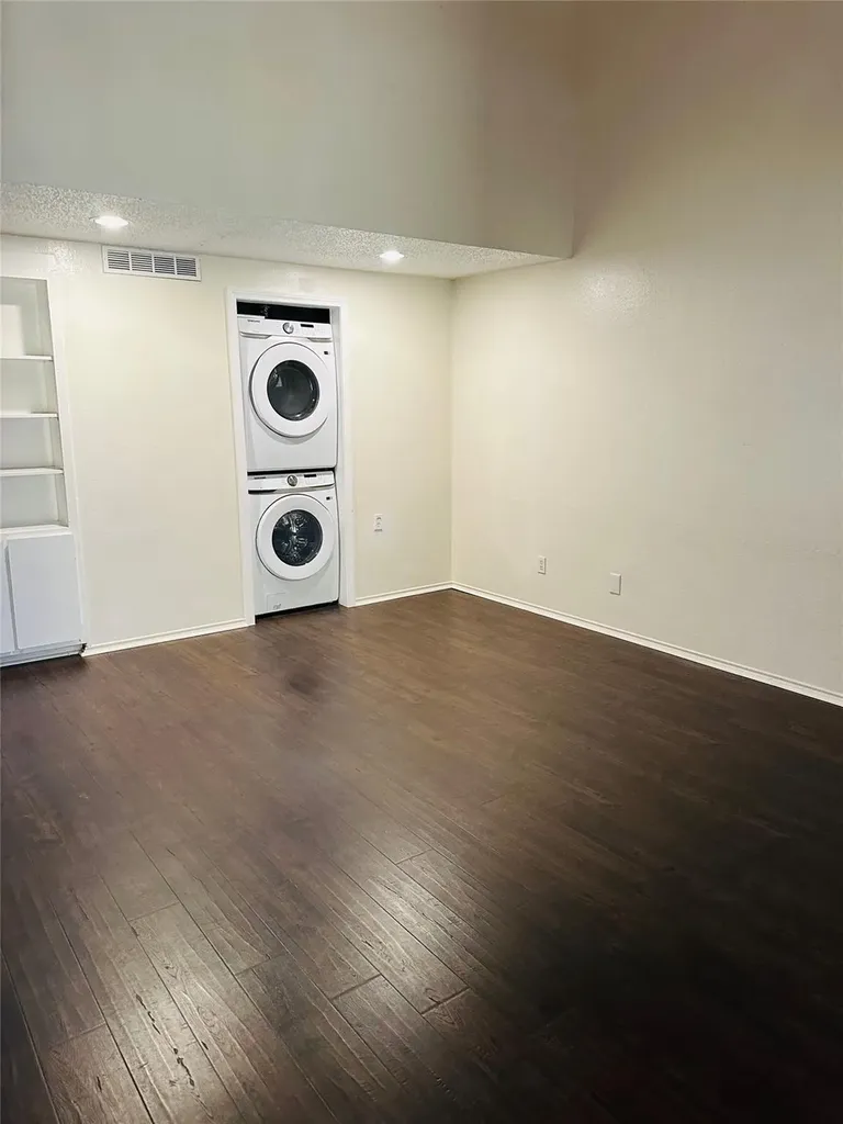 2401 Leon Street Austin TX 78705