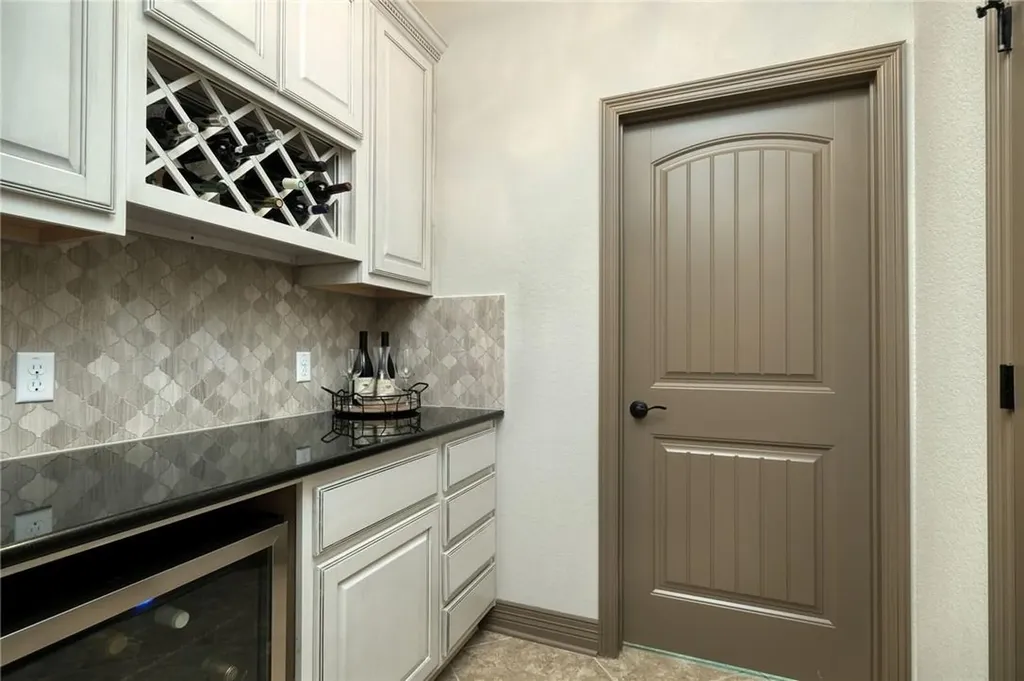 1239 Falling Hills Drive Georgetown TX 78628