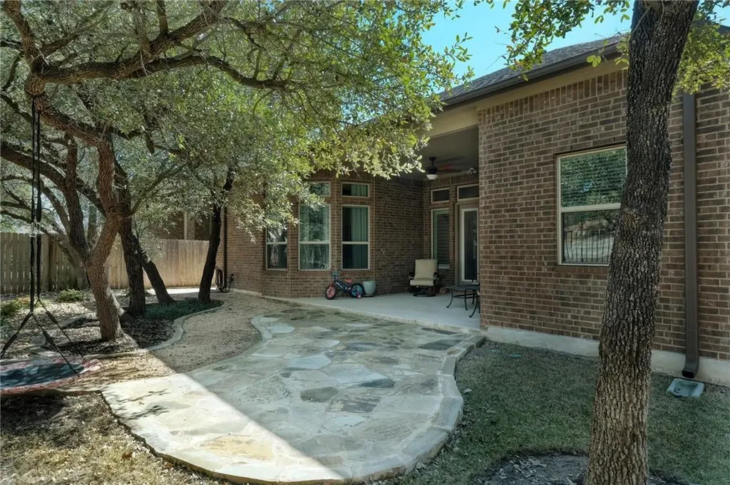 1239 Falling Hills Drive Georgetown TX 78628