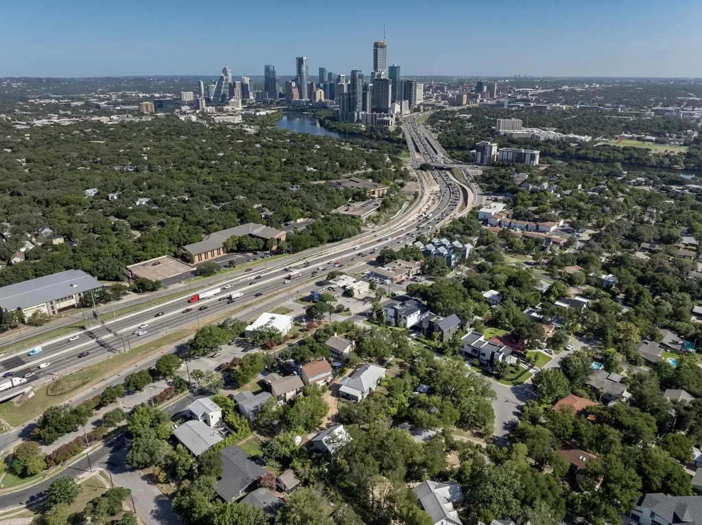 1603 Taylor Gaines Street Austin TX 78741