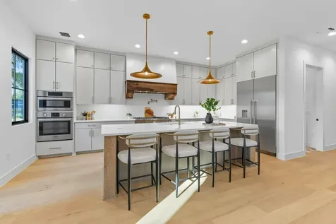5012 Highland Court Austin TX 78731