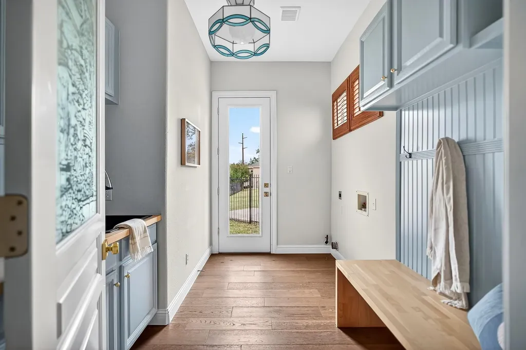 5309 Laguna Cliff Lane Austin TX 78734