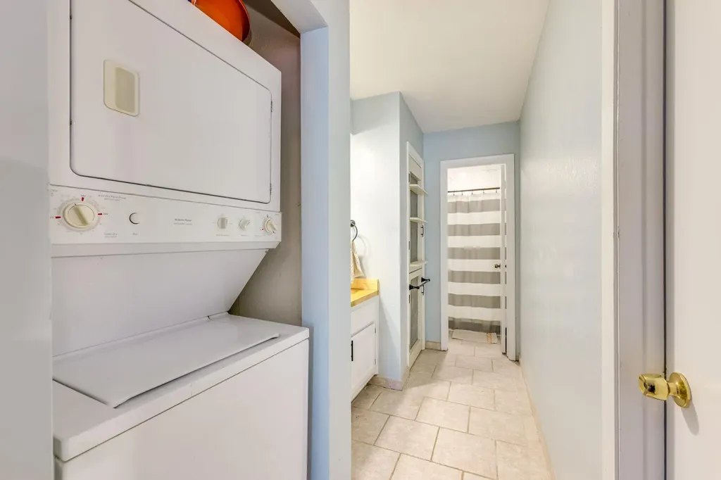 4307 1st Street S Austin TX 78745