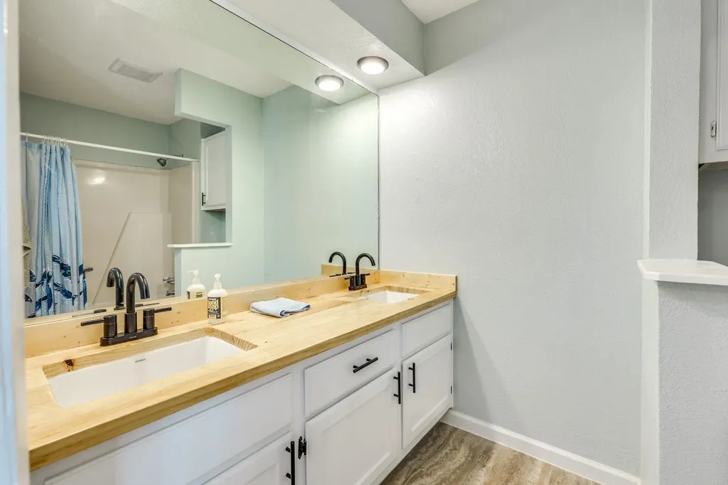 4307 1st Street S Austin TX 78745