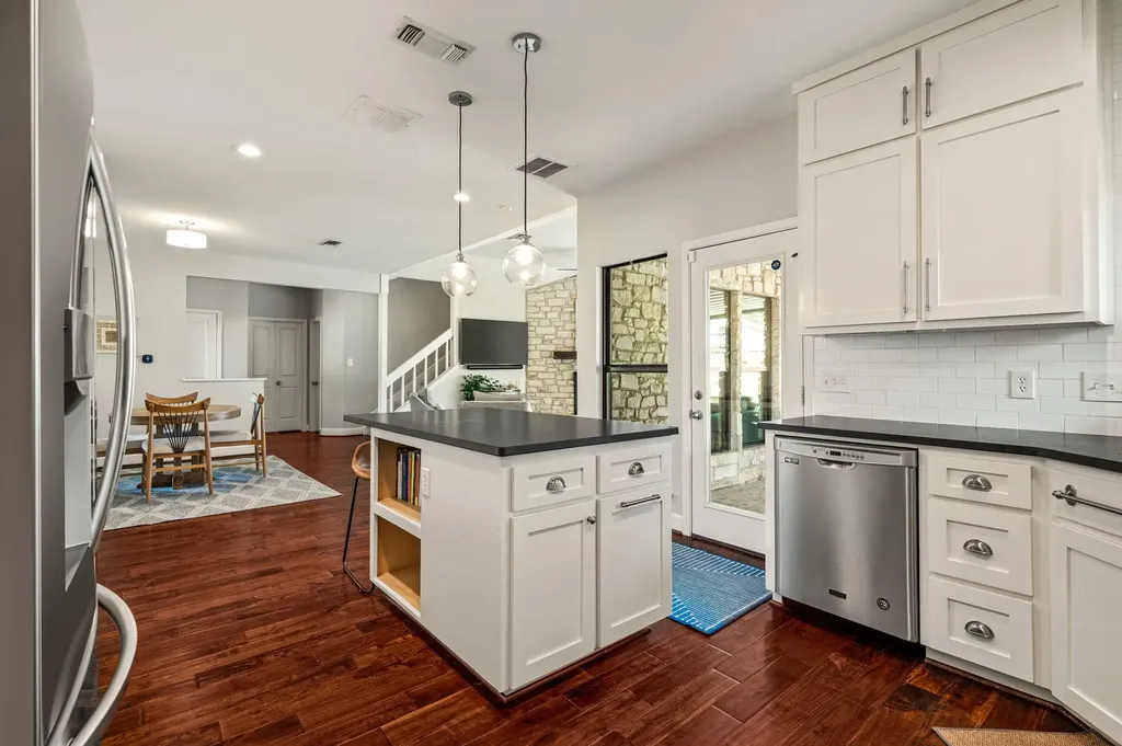 5205 Wheeler Branch Circle Austin TX 78749