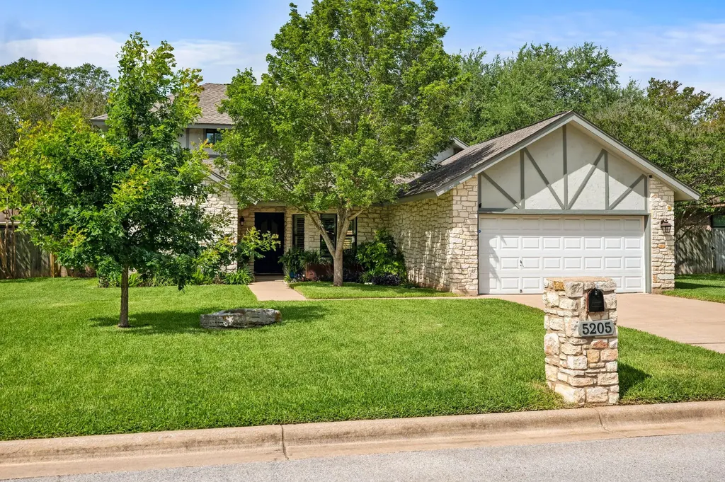 5205 Wheeler Branch Circle Austin TX 78749