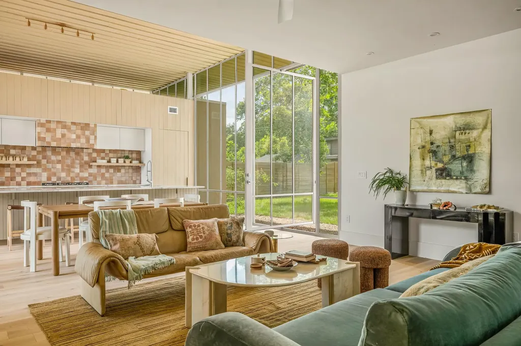4504 Chiappero Trail Austin TX 78731