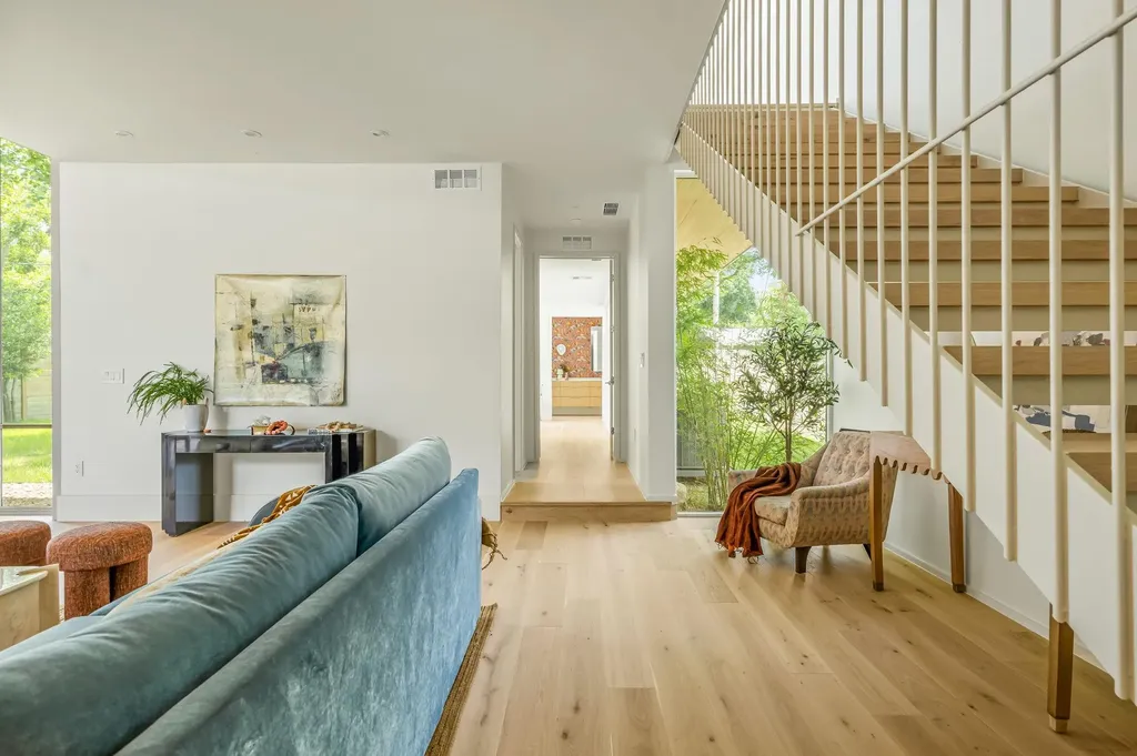 4504 Chiappero Trail Austin TX 78731