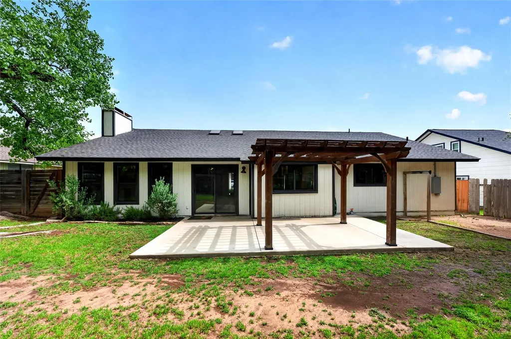6703 Danwood Drive Austin TX 78759