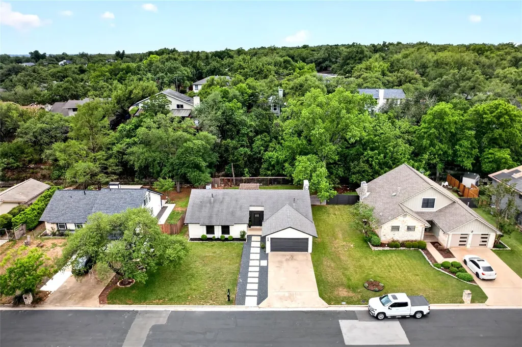 6703 Danwood Drive Austin TX 78759