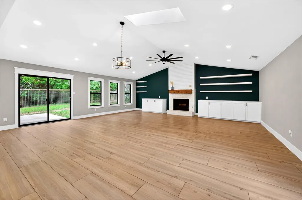 6703 Danwood Drive Austin TX 78759