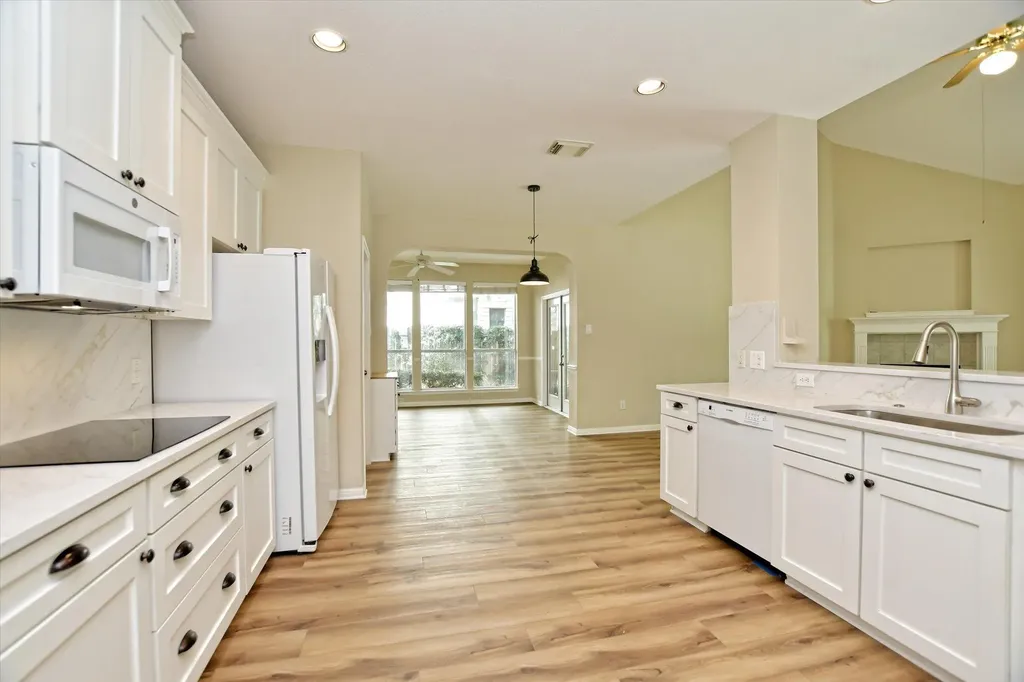 2720 Loyaga Drive Round Rock TX 78681