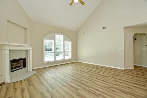 2720 Loyaga Drive Round Rock TX 78681