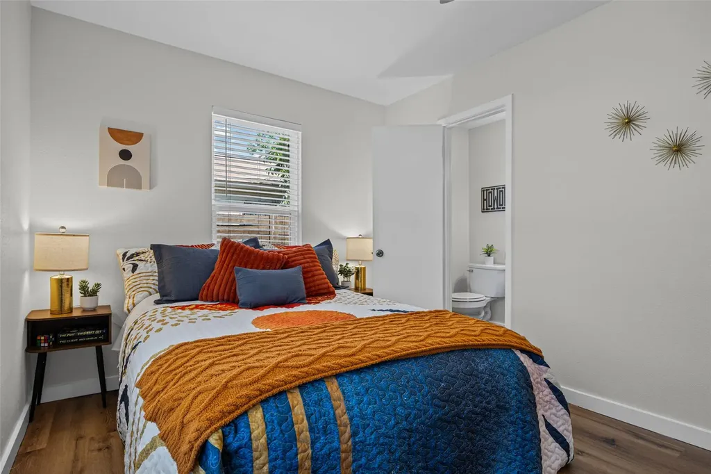 6211 Palm Circle Austin TX 78741