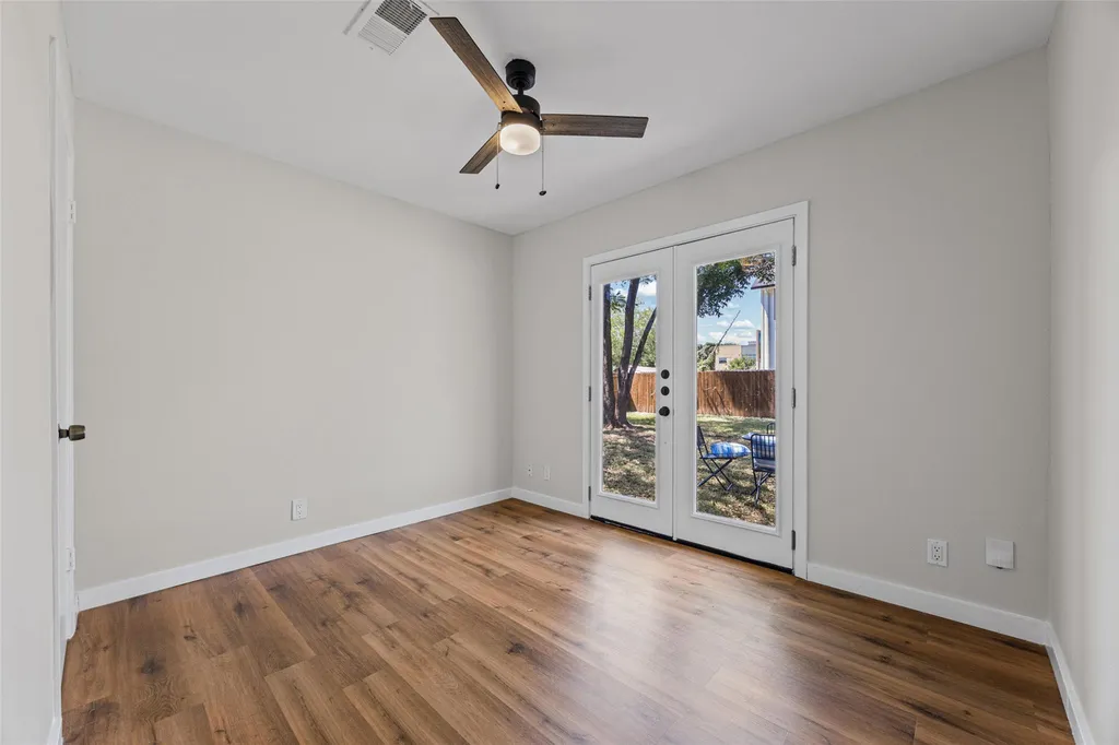 6211 Palm Circle Austin TX 78741