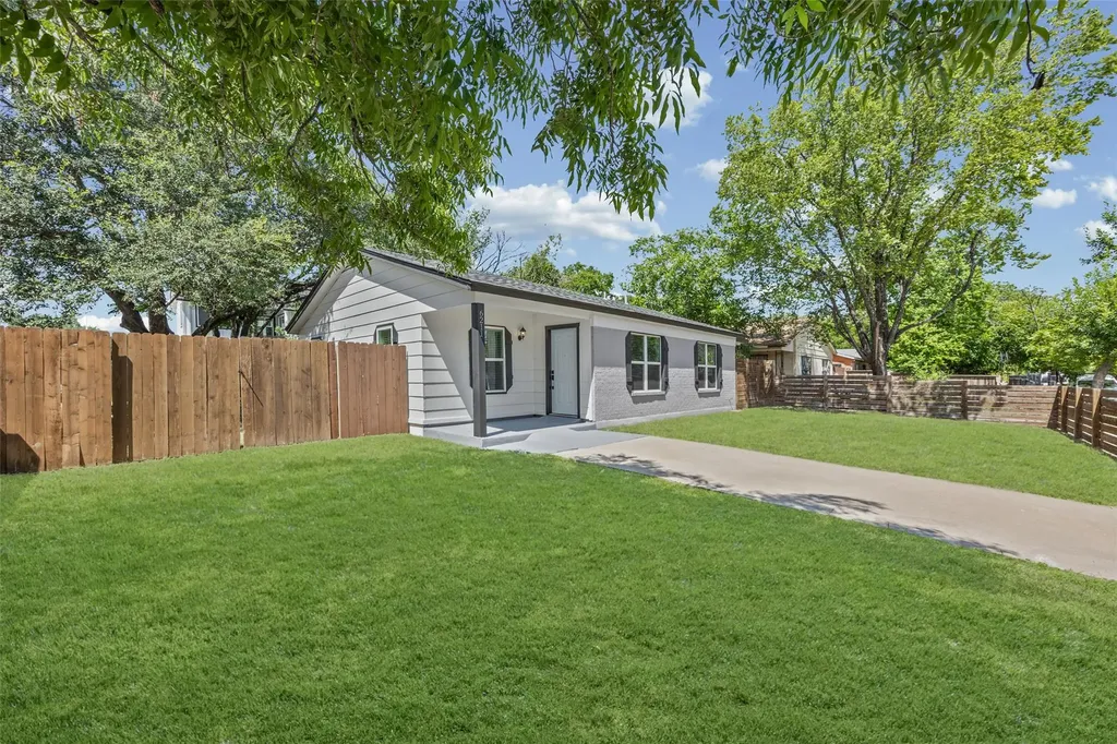 6211 Palm Circle Austin TX 78741
