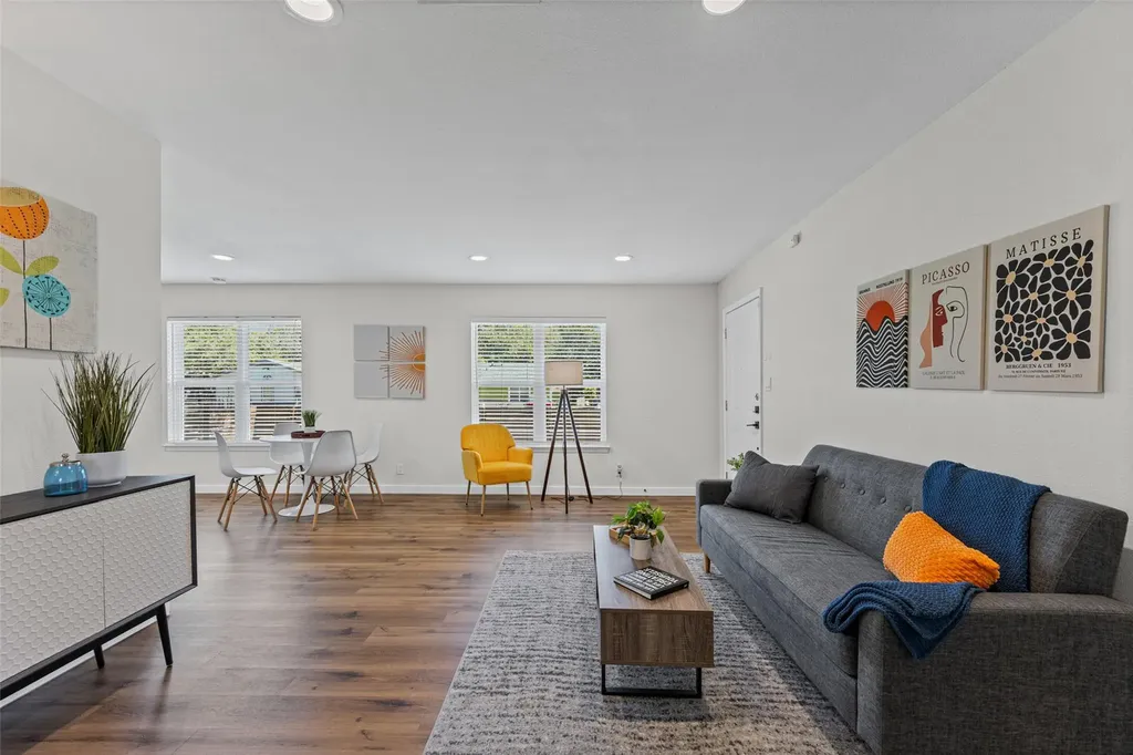 6211 Palm Circle Austin TX 78741