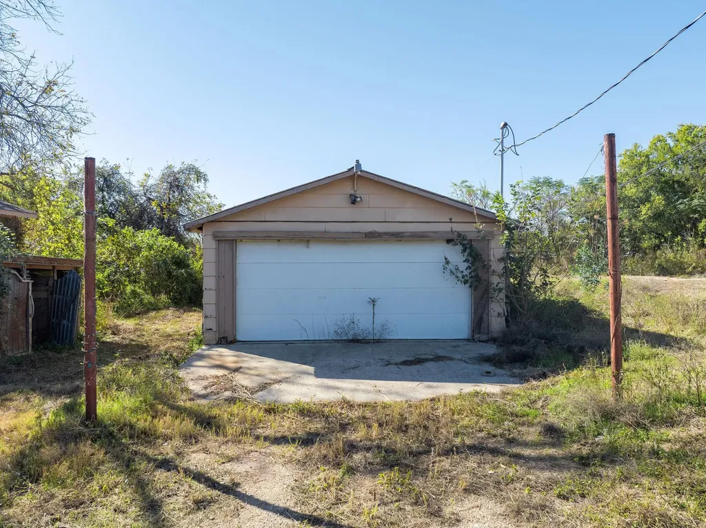 5015 Maufrais Lane Austin TX 78744