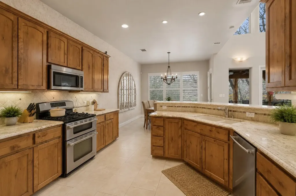 2007 Big Horn Drive Austin TX 78734