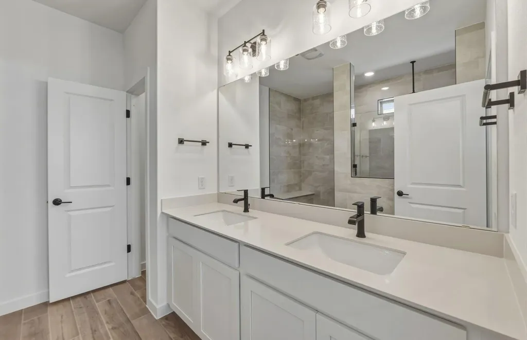 1832 Spring Mountain Cove Georgetown TX 78628