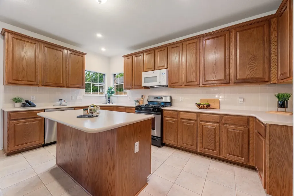 14525 Ballyclarc Drive Austin TX 78717