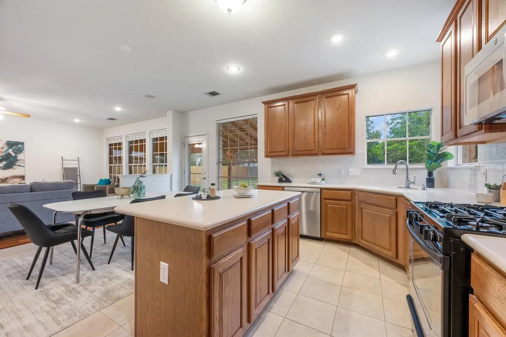 14525 Ballyclarc Drive Austin TX 78717