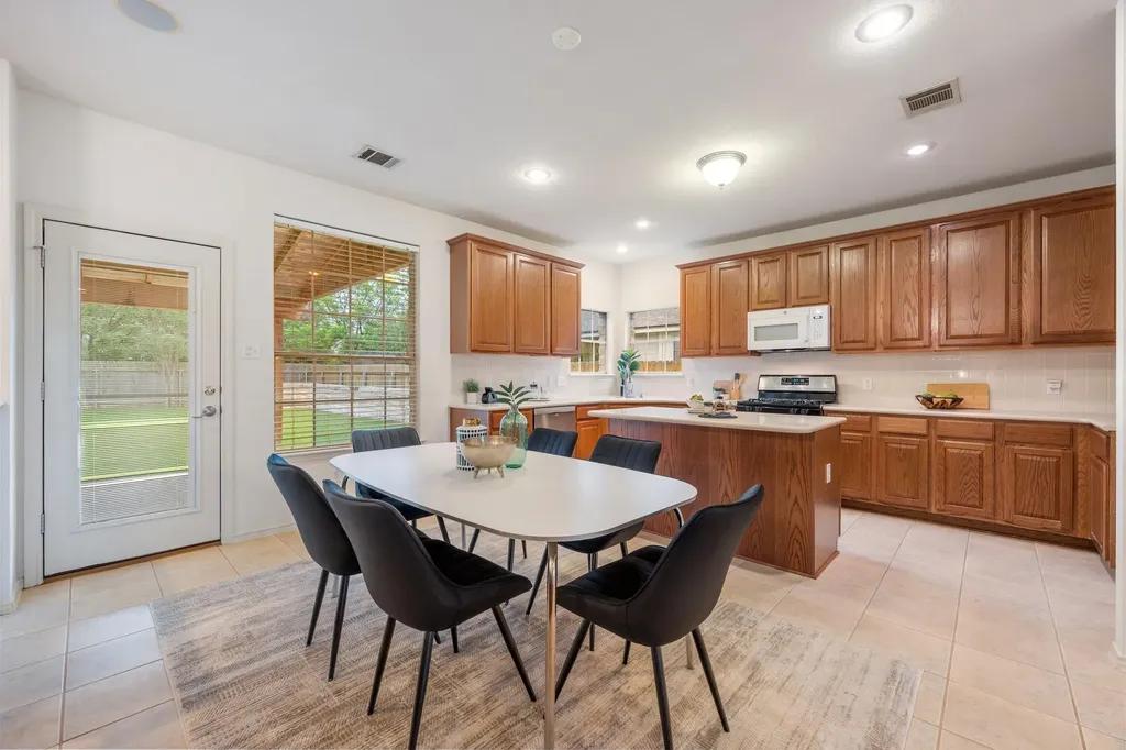 14525 Ballyclarc Drive Austin TX 78717