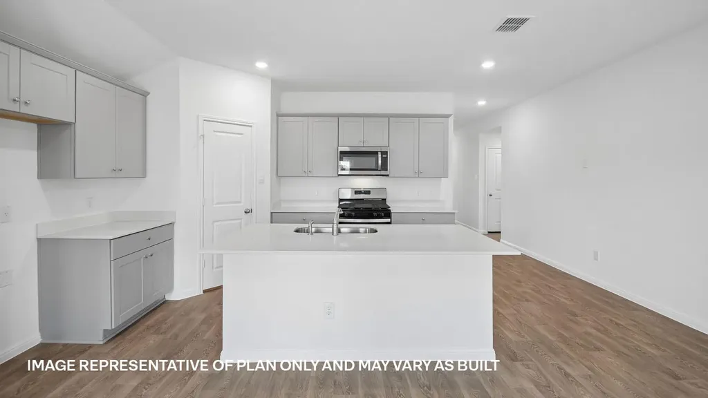 145 Little Walnut Cove Kyle TX 78640