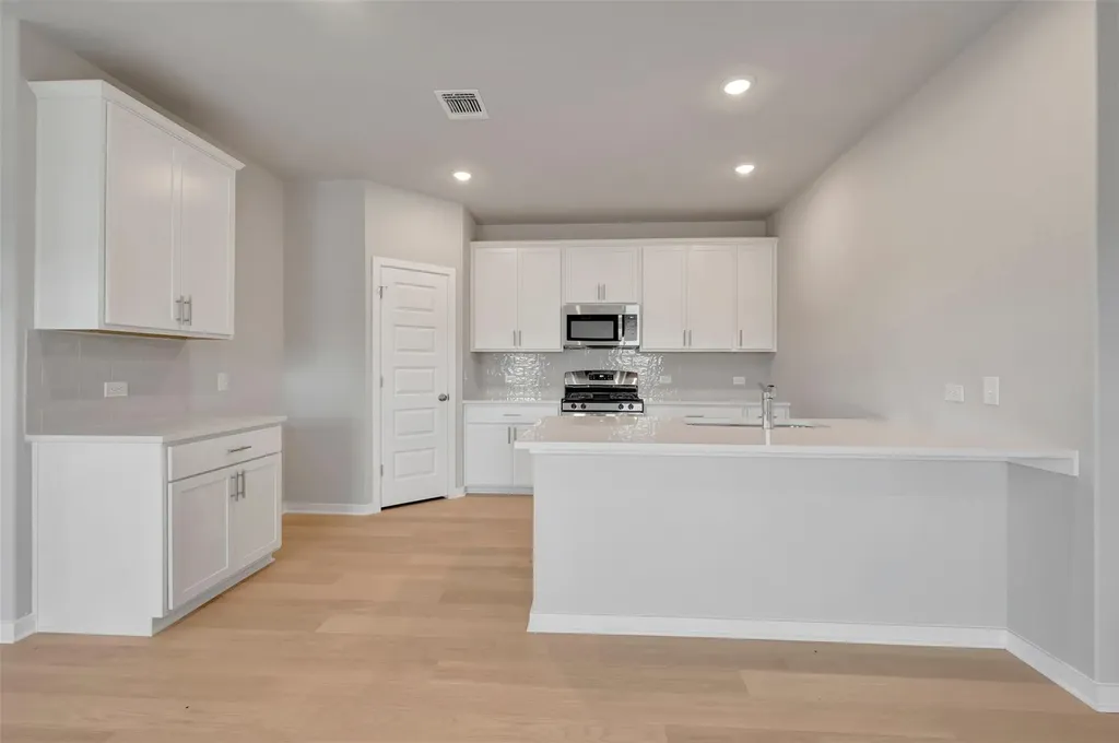 479 Bishop Wood Road Dripping Springs TX 78620
