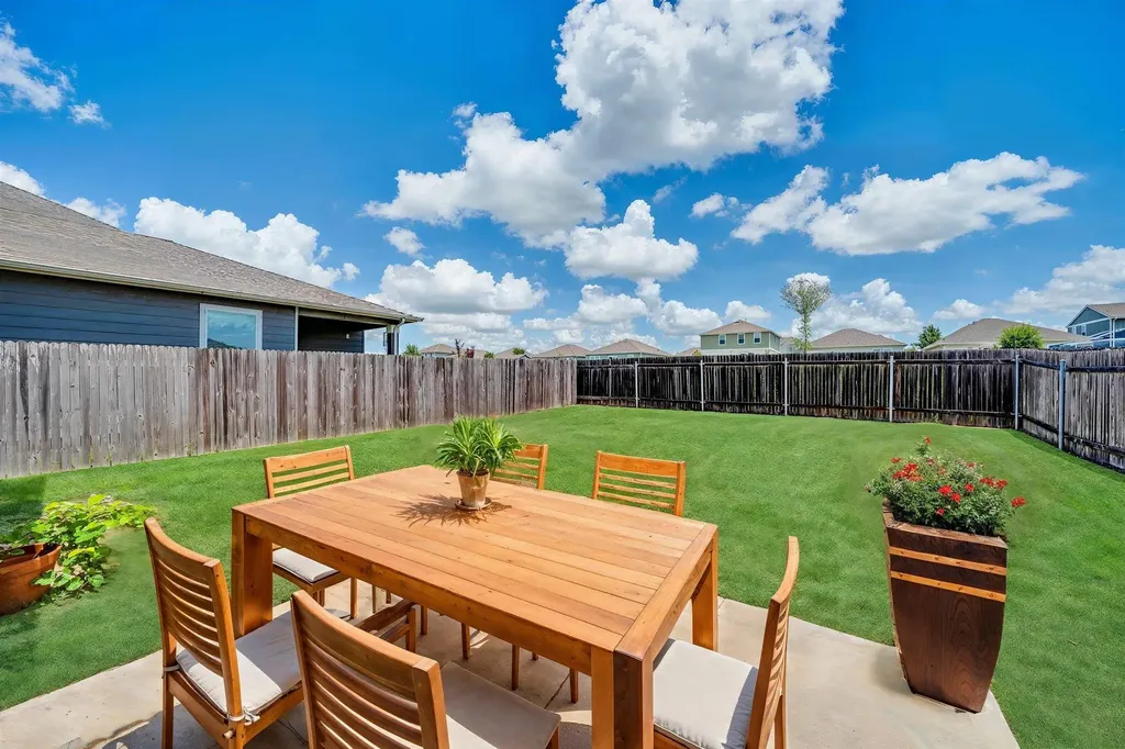 18920 Lady Bird Johnson Street Manor TX 78653