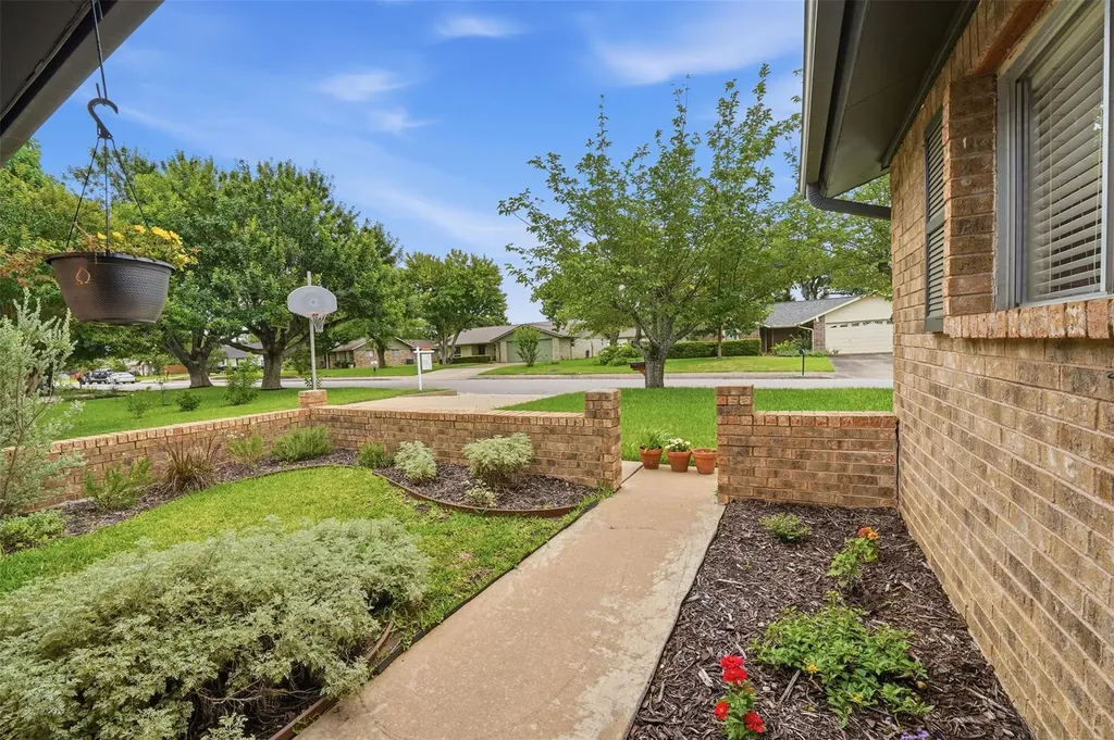 304 White Wing Way Round Rock TX 78664