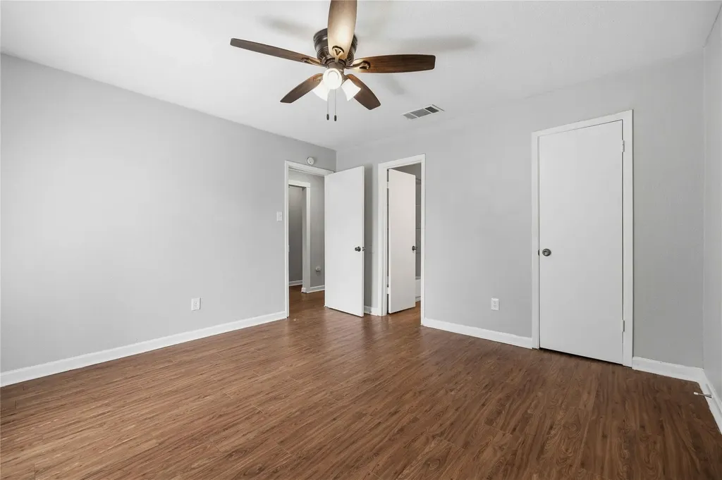 4502 Turnstone Drive Austin TX 78744
