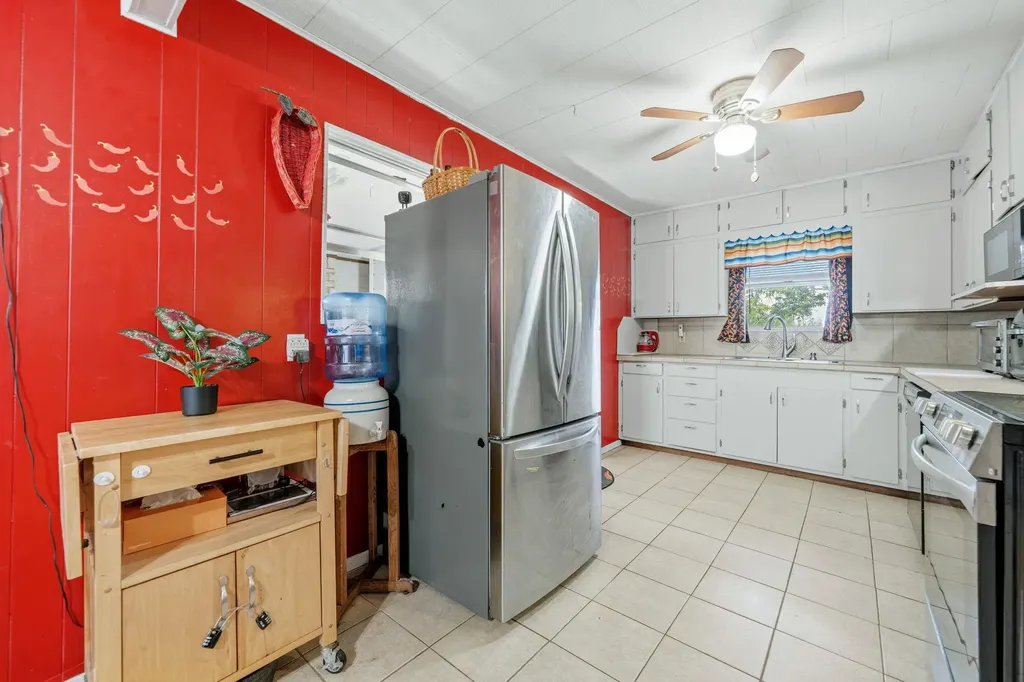 914 6th Street Blanco TX 78606