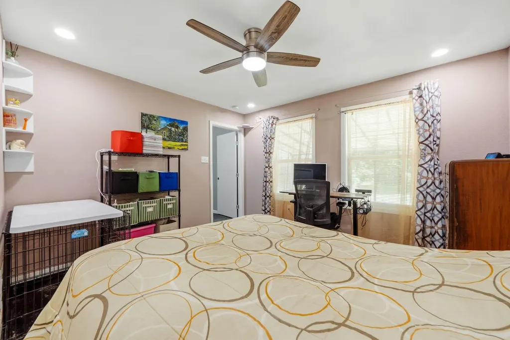 914 6th Street Blanco TX 78606