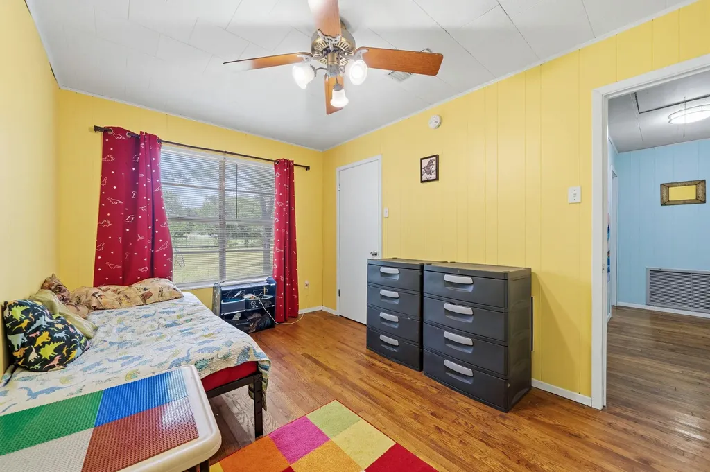 914 6th Street Blanco TX 78606