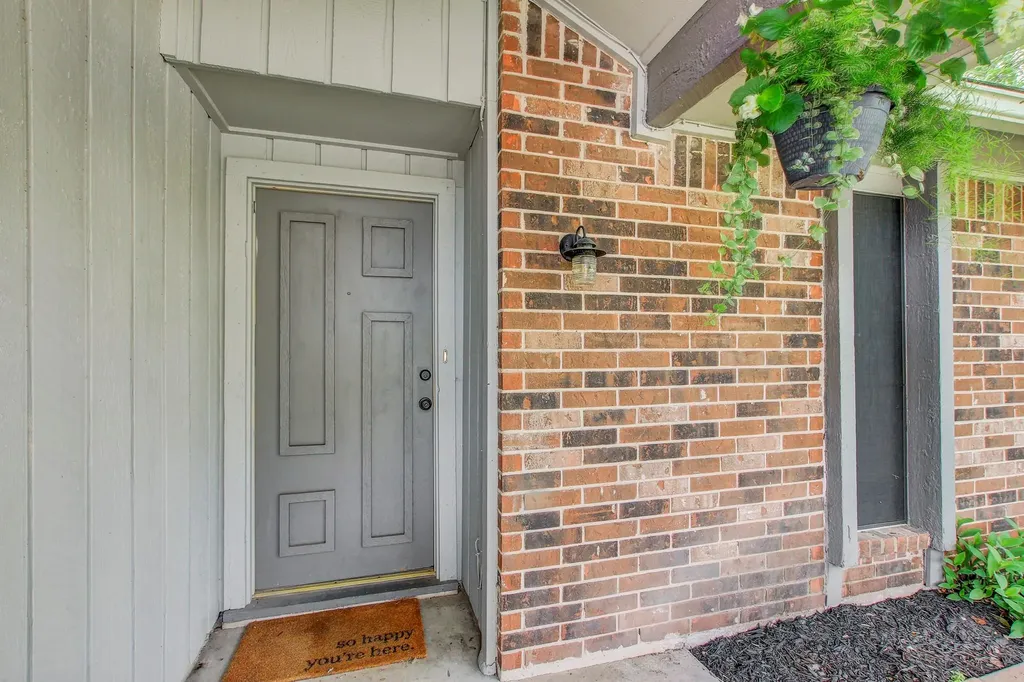 9913 Oak Hollow Drive Austin TX 78758