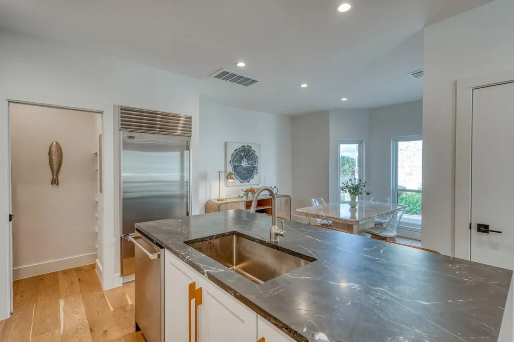 1101 The Cape Road Horseshoe Bay TX 78657