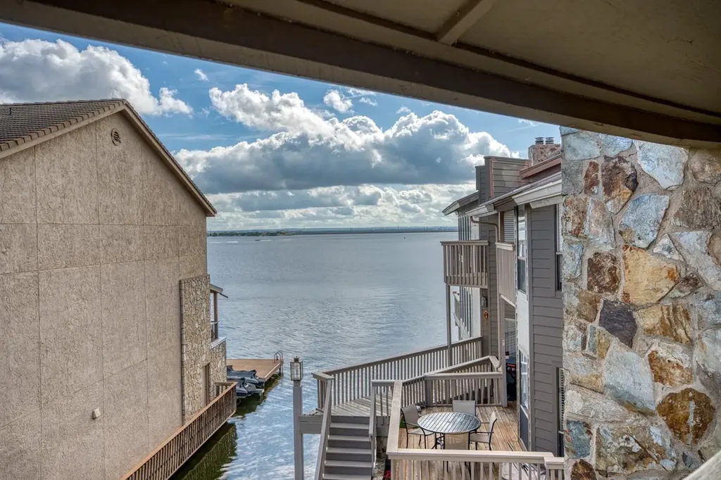 1101 The Cape Road Horseshoe Bay TX 78657