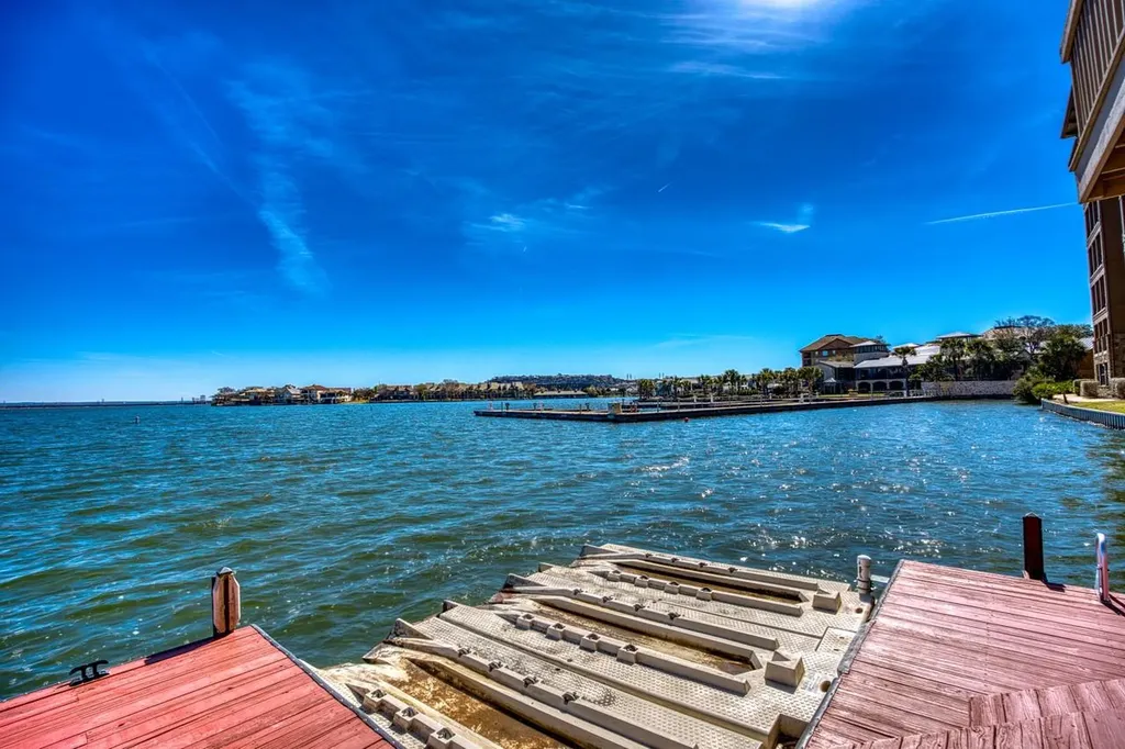 1101 The Cape Road Horseshoe Bay TX 78657