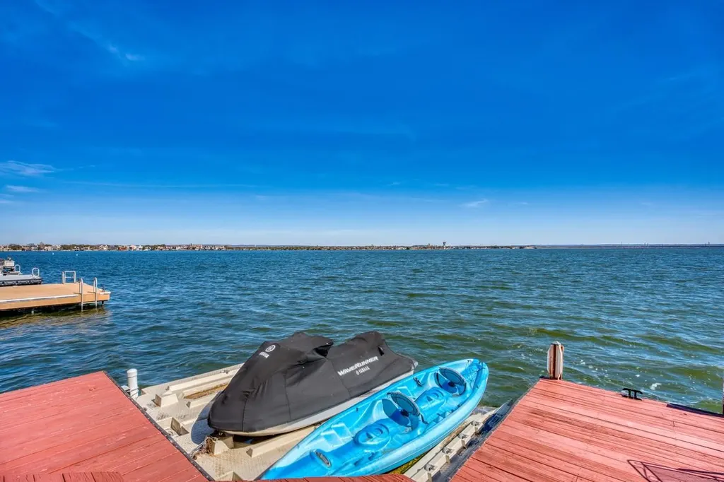 1101 The Cape Road Horseshoe Bay TX 78657