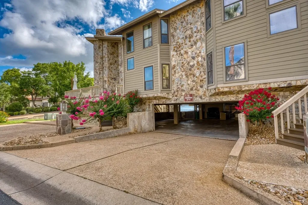 1101 The Cape Road Horseshoe Bay TX 78657