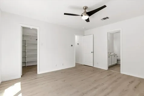 1801 Brentwood Drive Leander TX 78641